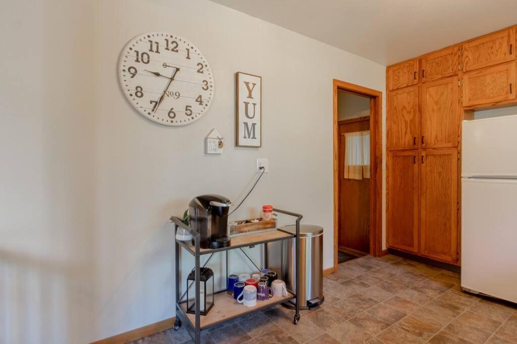 Family Home W/ 2 King, 2 Queen Beds + Game Room Bemidji Dış mekan fotoğraf