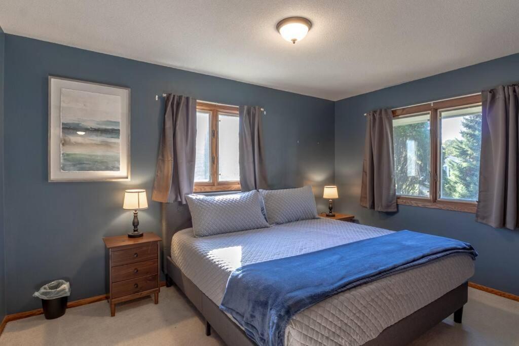 Family Home W/ 2 King, 2 Queen Beds + Game Room Bemidji Dış mekan fotoğraf