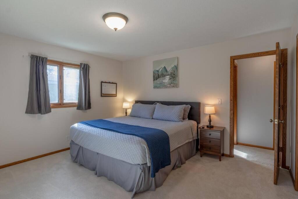 Family Home W/ 2 King, 2 Queen Beds + Game Room Bemidji Dış mekan fotoğraf